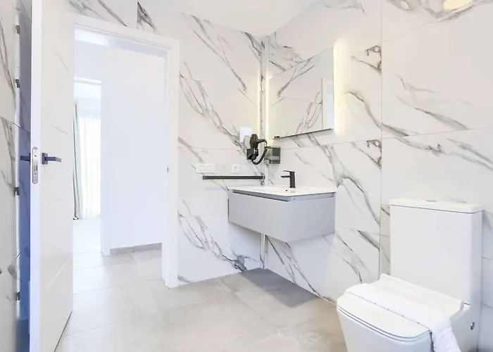 ヴィラ Shakespeare カレタ・デ・フステ